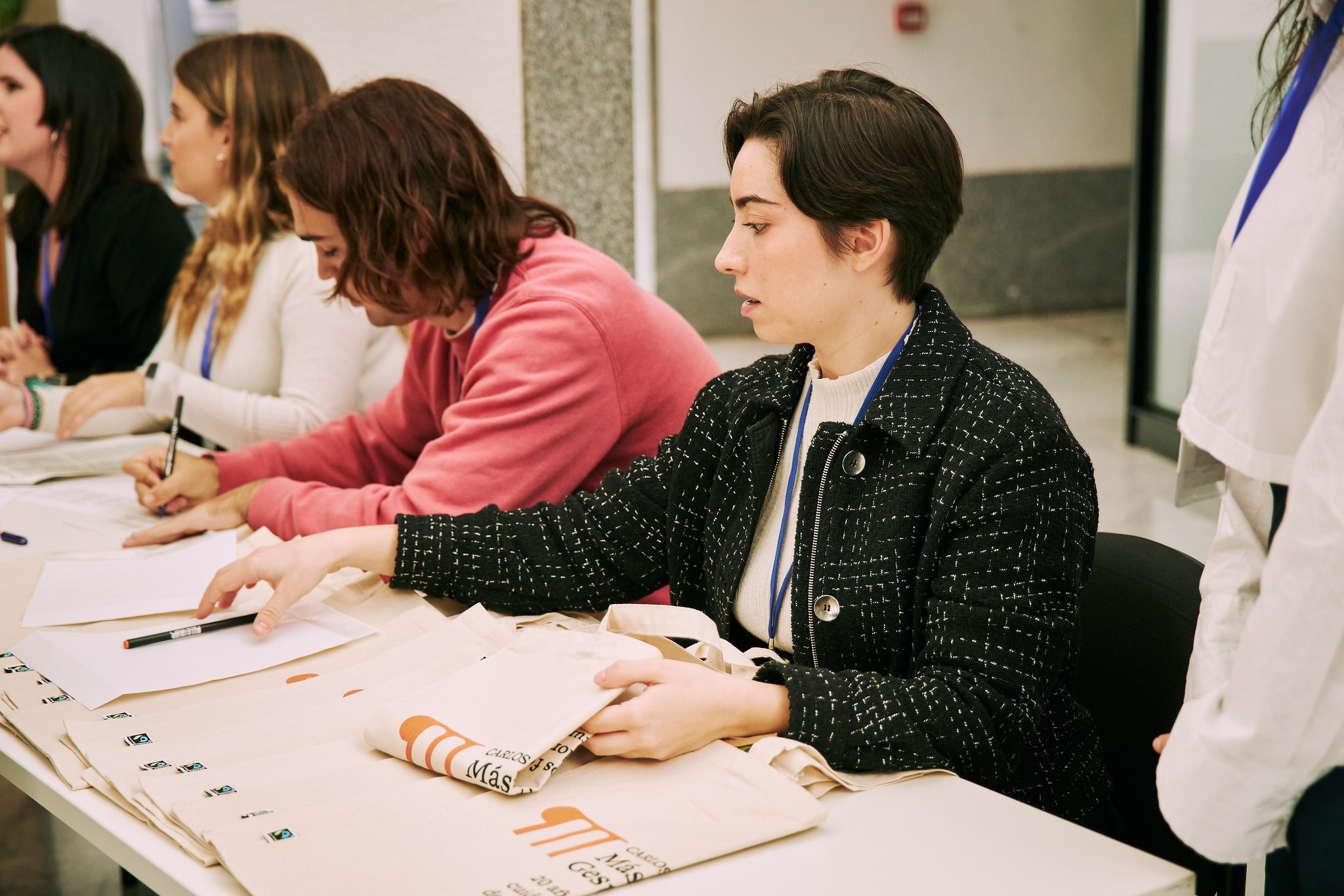 Evento por los 20 años del Máster en el que se contó con la colaboración de alumnas.